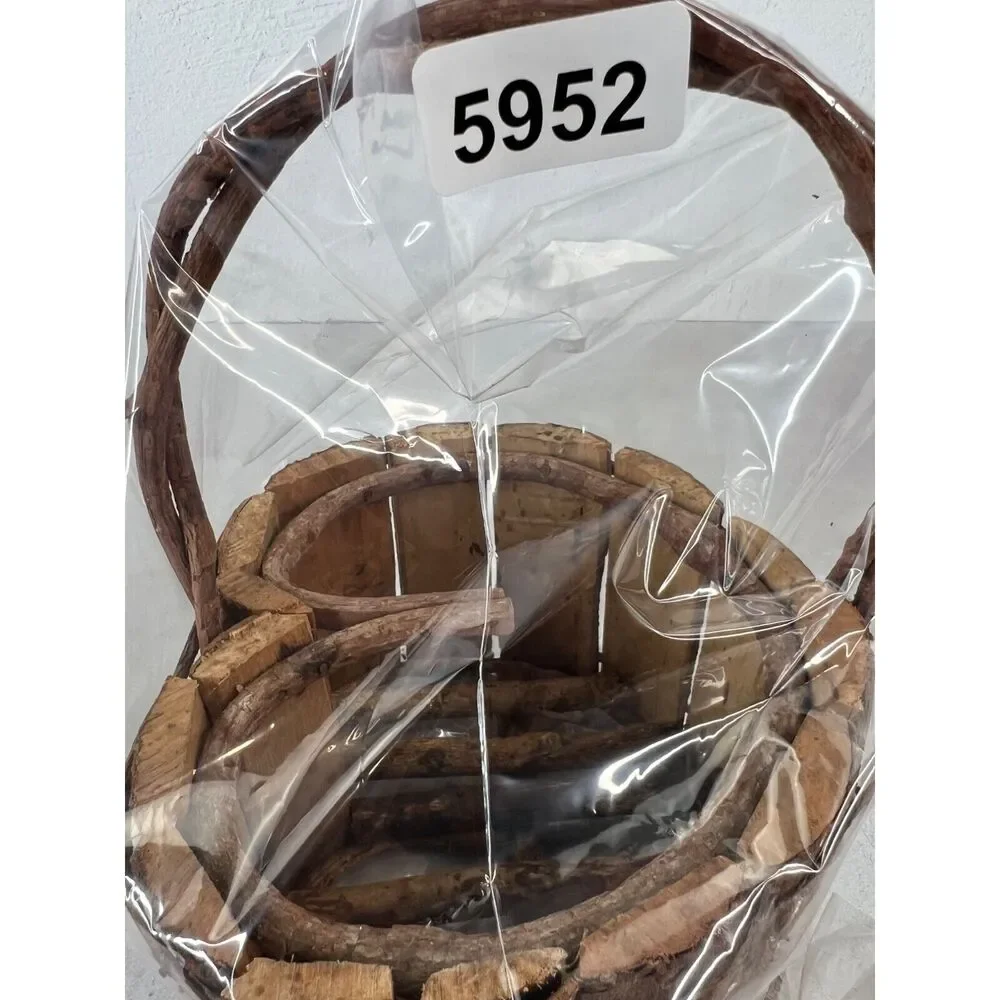 Rustic Wooden Heart-Shaped Basket With Handle‎